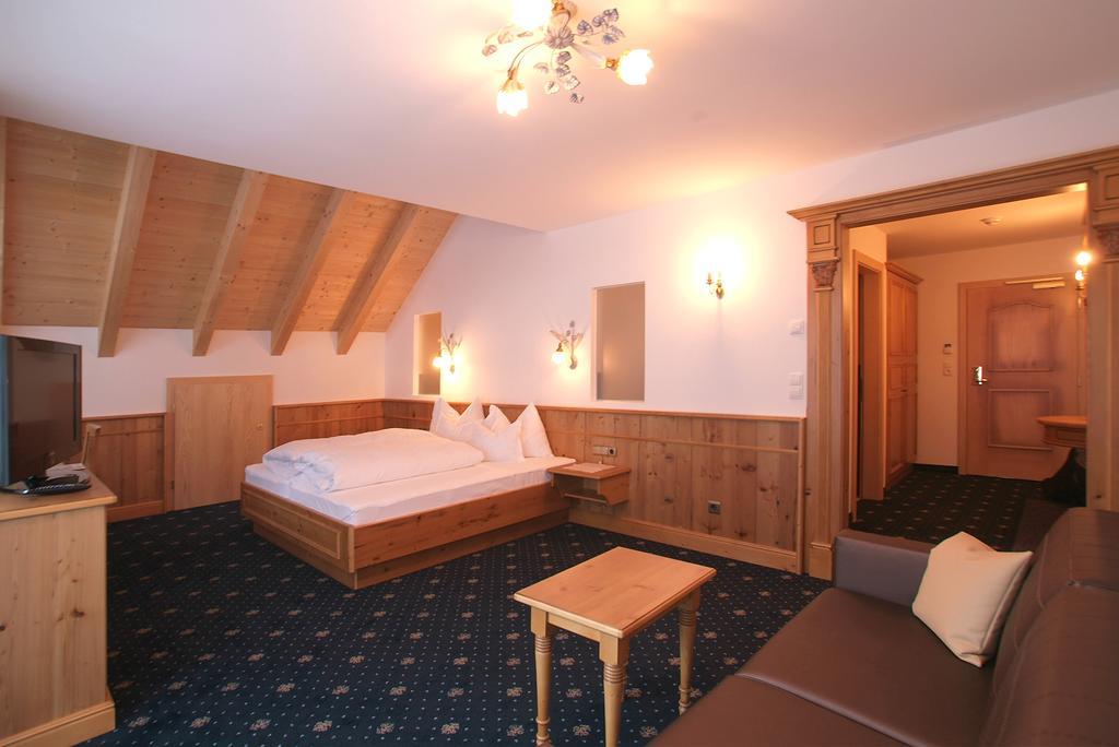 Hotel Fatlar Ischgl Exterior foto